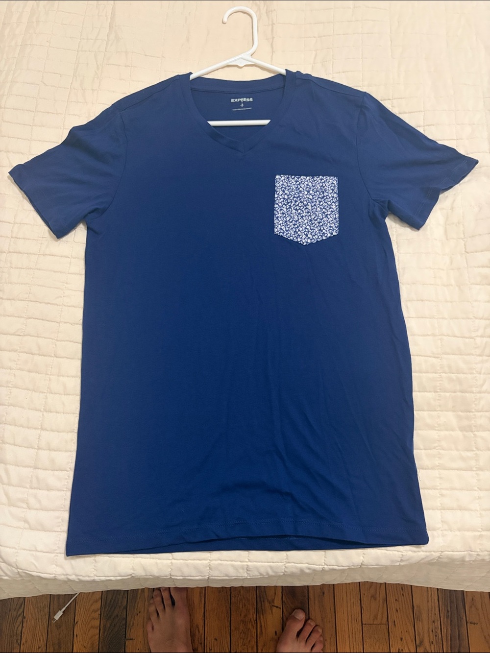 Express Men's Royal Blue V-Neck Tee with Floral Pocket